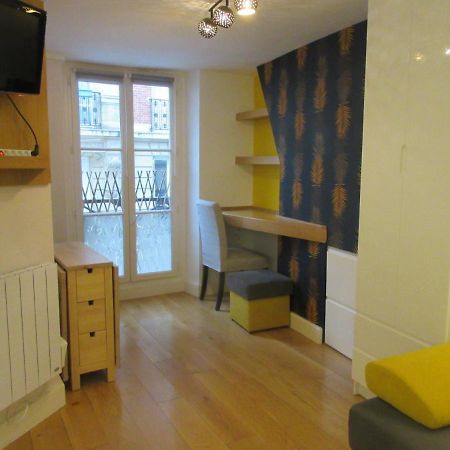 Cosy Studio Of 17 Square Meters At Place Monge 75005 Paris Exterior photo